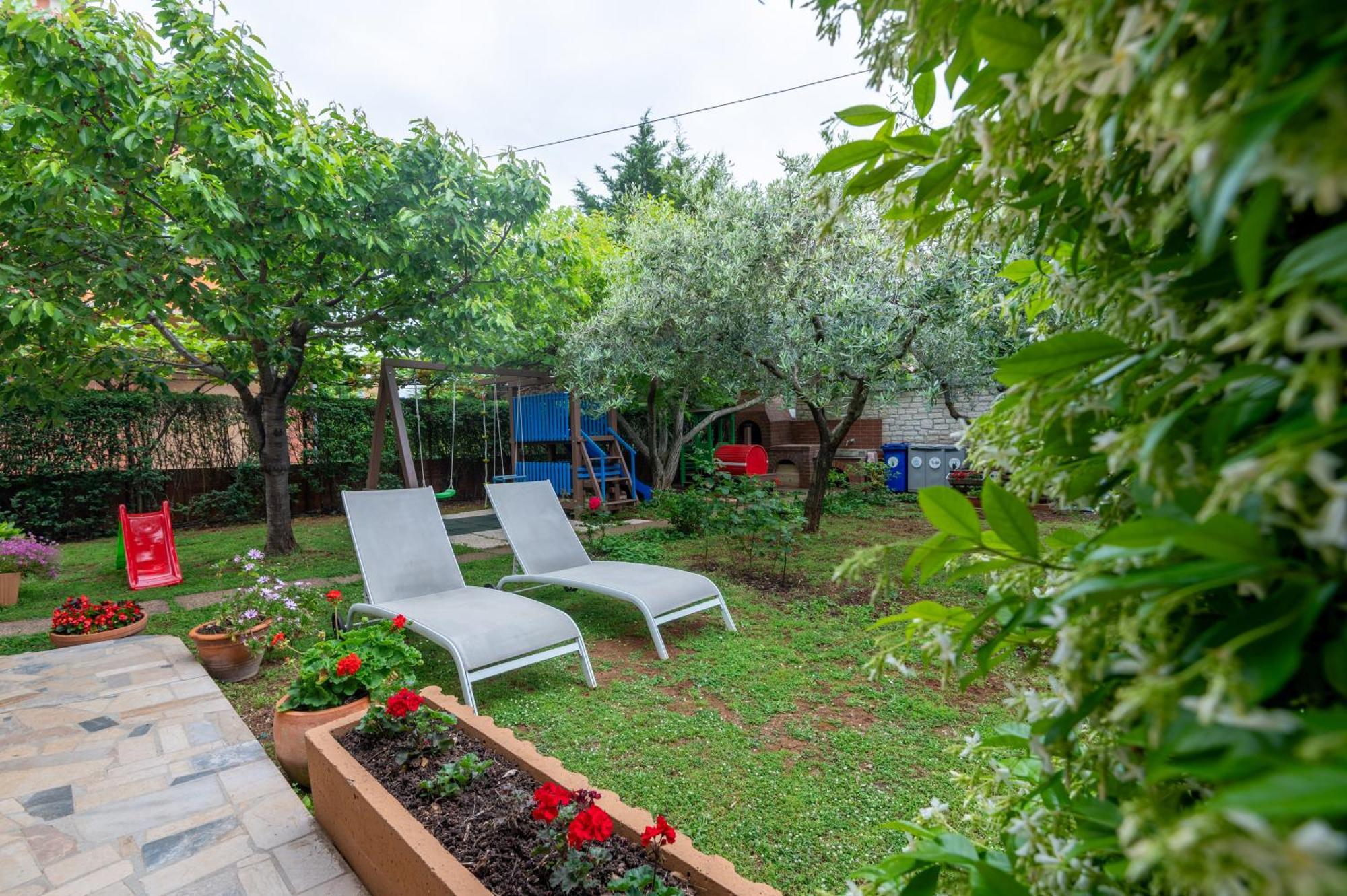 Apartments Mirella Novigrad Istria Kültér fotó
